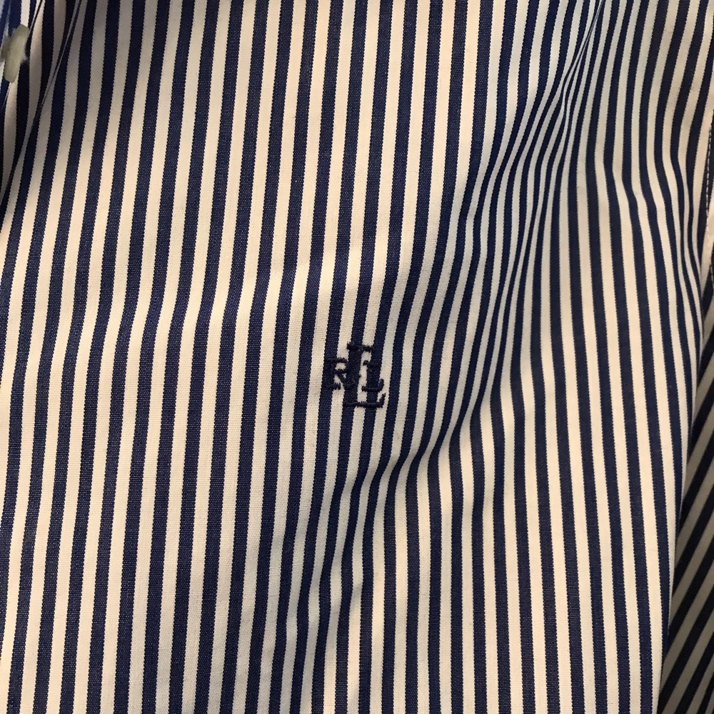 Shirt - Picture 2 of 5